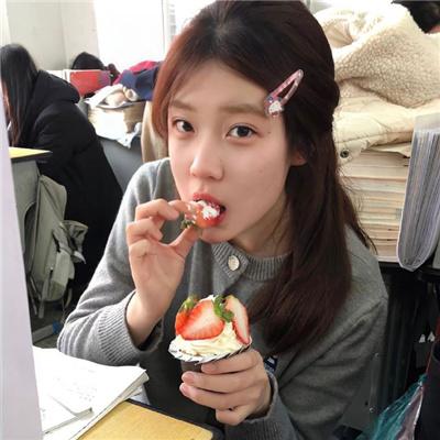 归国后，双生女主她不装了